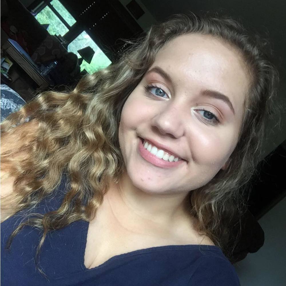 Meet your Posher, Abby